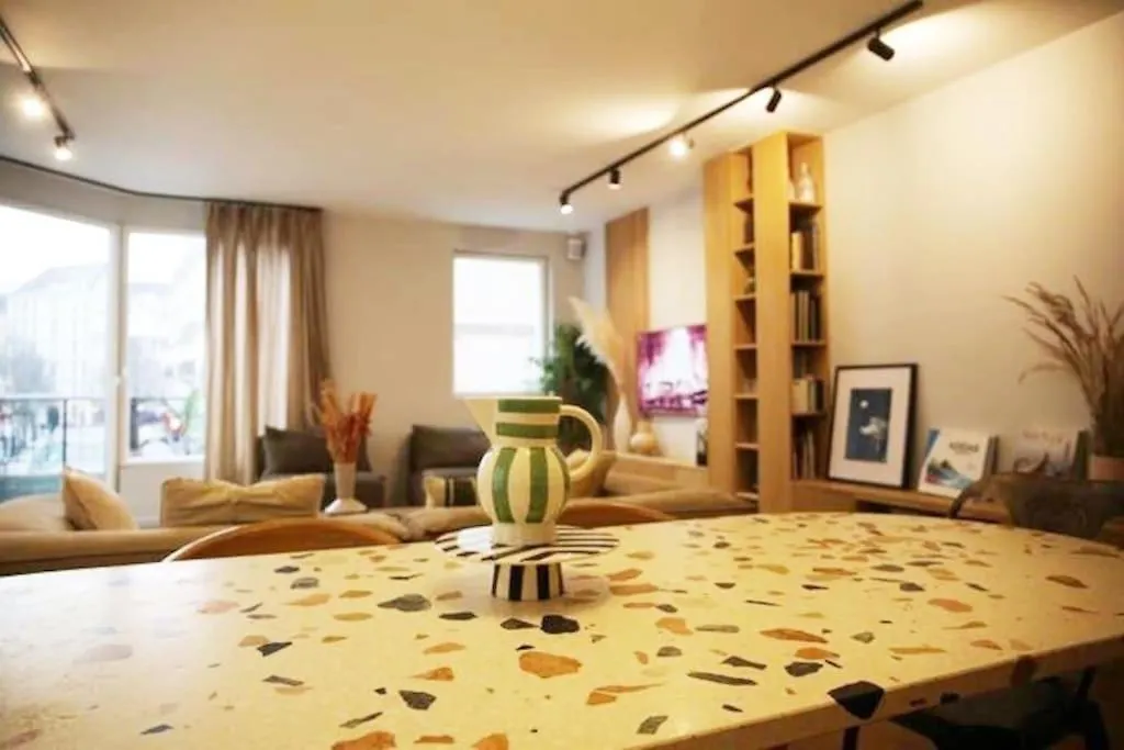 Experience Parisienne En Plein Coeur Du Marais Apartment 0*, Paris